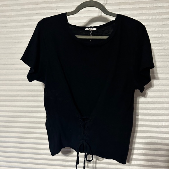 Black tee with corset tie up front medium - Picture 3 of 3